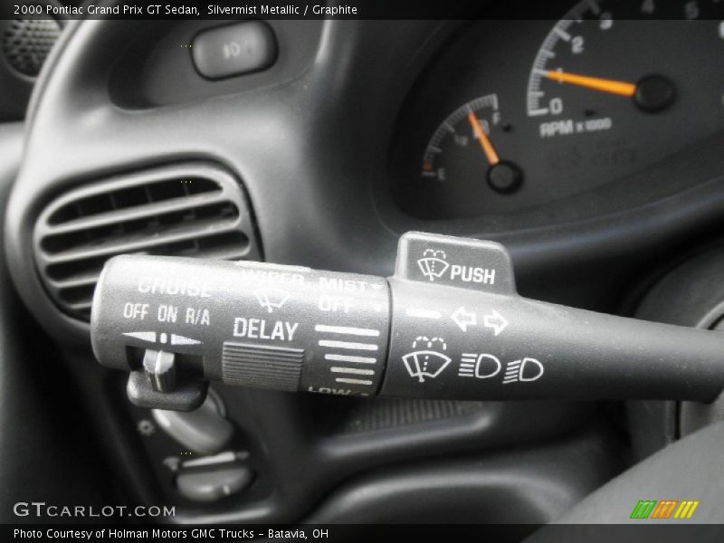 Silvermist Metallic / Graphite 2000 Pontiac Grand Prix GT Sedan
