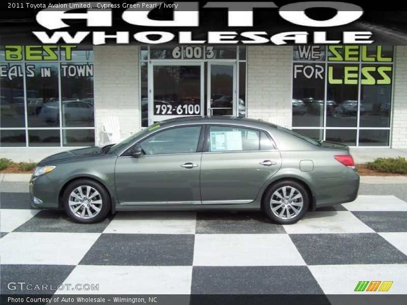 Cypress Green Pearl / Ivory 2011 Toyota Avalon Limited