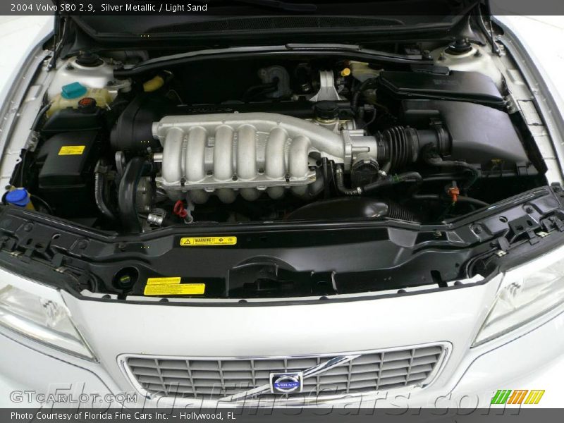 Silver Metallic / Light Sand 2004 Volvo S80 2.9