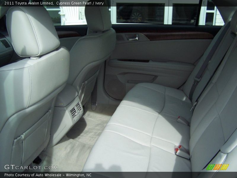 Cypress Green Pearl / Ivory 2011 Toyota Avalon Limited
