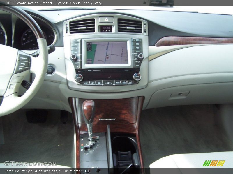 Cypress Green Pearl / Ivory 2011 Toyota Avalon Limited
