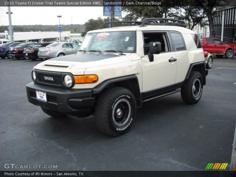 Front 3/4 View of 2010 FJ Cruiser Trail Teams Special Edition 4WD