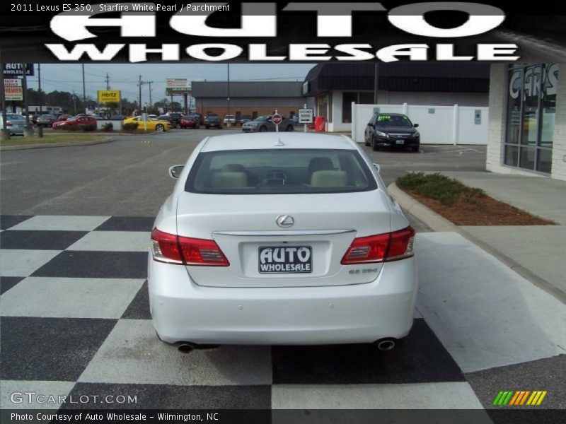 Starfire White Pearl / Parchment 2011 Lexus ES 350