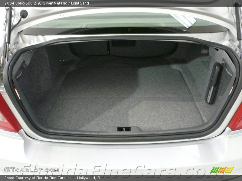 Silver Metallic / Light Sand 2004 Volvo S80 2.9