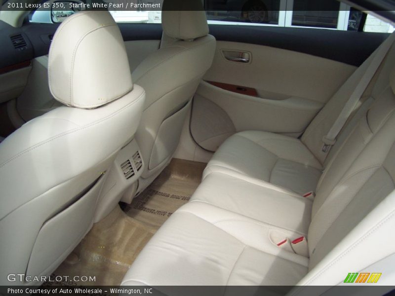 Starfire White Pearl / Parchment 2011 Lexus ES 350