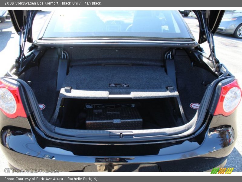 Black Uni / Titan Black 2009 Volkswagen Eos Komfort