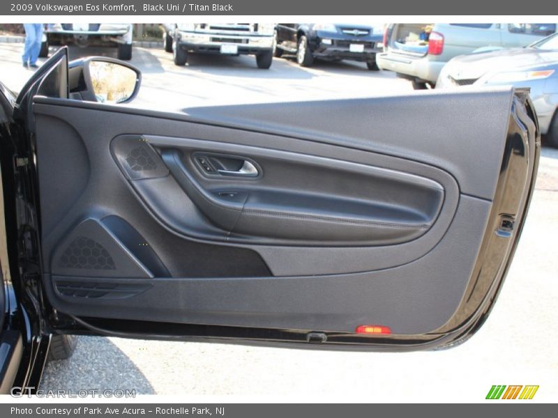 Black Uni / Titan Black 2009 Volkswagen Eos Komfort