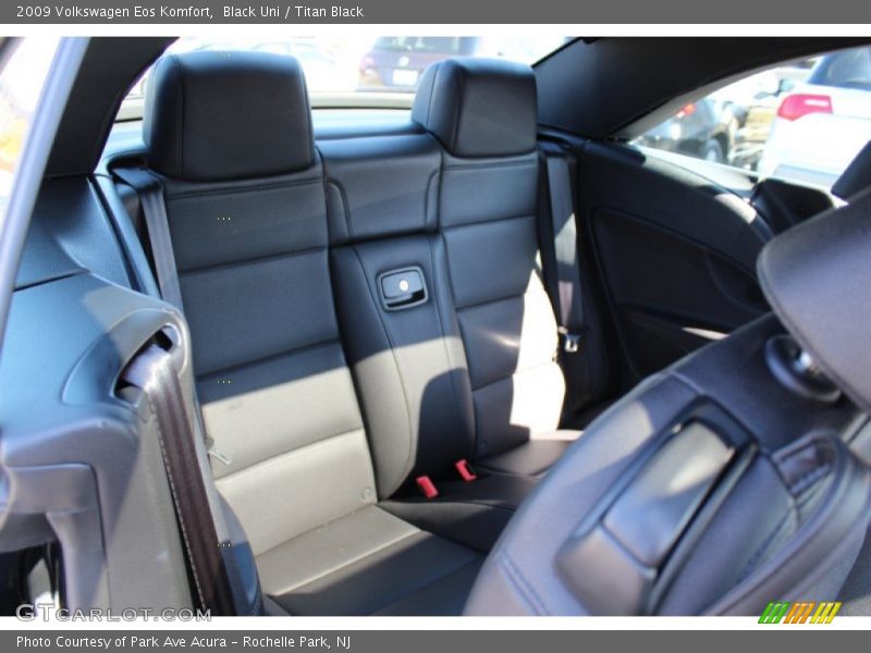Black Uni / Titan Black 2009 Volkswagen Eos Komfort