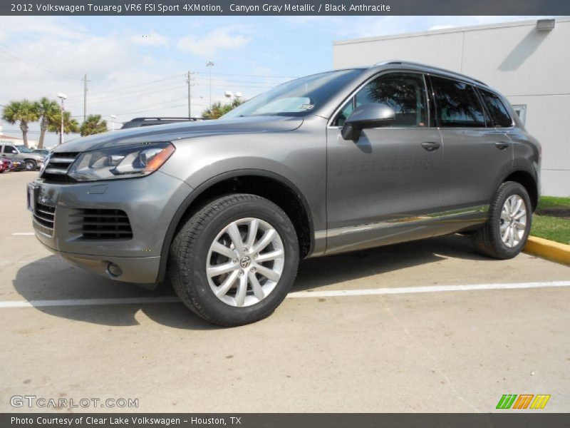 Front 3/4 View of 2012 Touareg VR6 FSI Sport 4XMotion