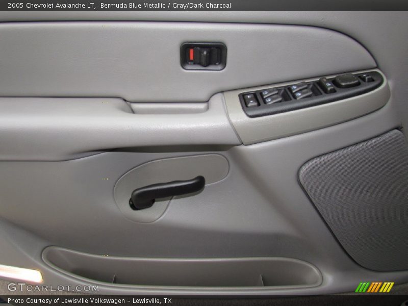 Bermuda Blue Metallic / Gray/Dark Charcoal 2005 Chevrolet Avalanche LT
