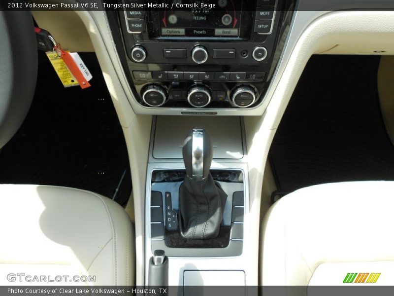 Tungsten Silver Metallic / Cornsilk Beige 2012 Volkswagen Passat V6 SE