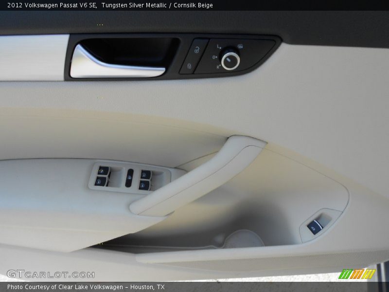Tungsten Silver Metallic / Cornsilk Beige 2012 Volkswagen Passat V6 SE