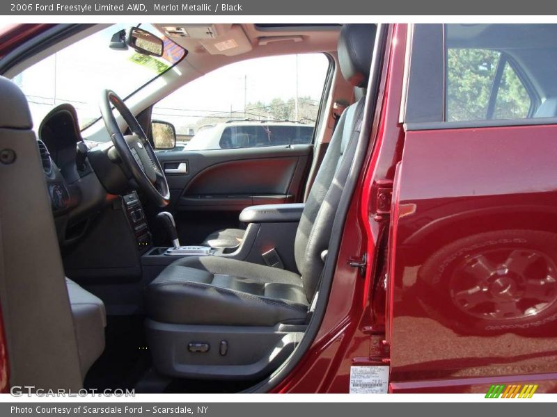 Merlot Metallic / Black 2006 Ford Freestyle Limited AWD