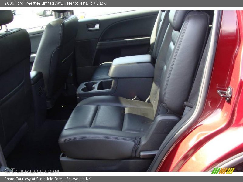 Merlot Metallic / Black 2006 Ford Freestyle Limited AWD