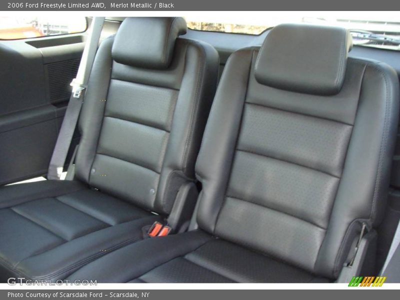 Merlot Metallic / Black 2006 Ford Freestyle Limited AWD