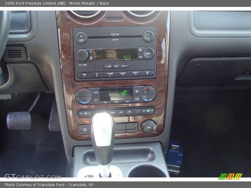 Merlot Metallic / Black 2006 Ford Freestyle Limited AWD