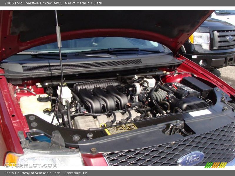 Merlot Metallic / Black 2006 Ford Freestyle Limited AWD
