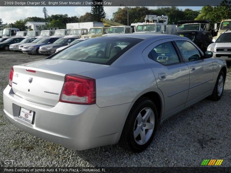 Bright Silver Metallic / Dark Slate Gray 2009 Dodge Charger SE