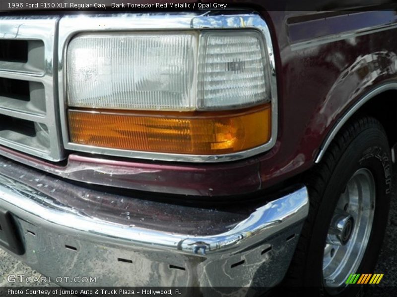 Dark Toreador Red Metallic / Opal Grey 1996 Ford F150 XLT Regular Cab
