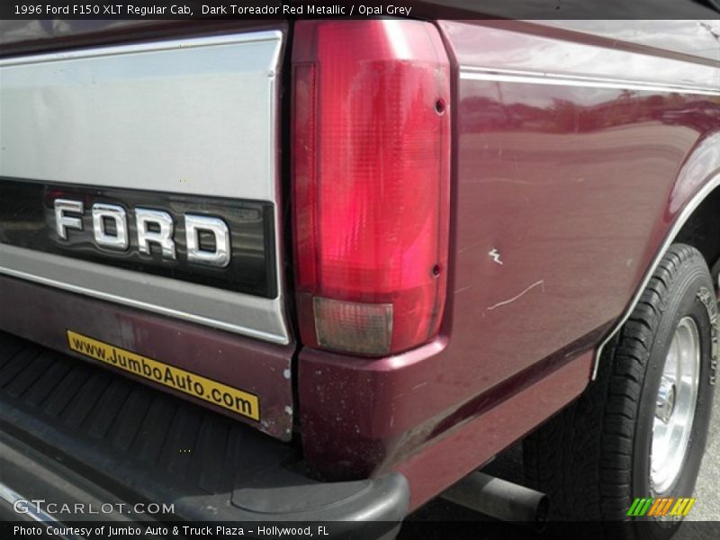 Dark Toreador Red Metallic / Opal Grey 1996 Ford F150 XLT Regular Cab