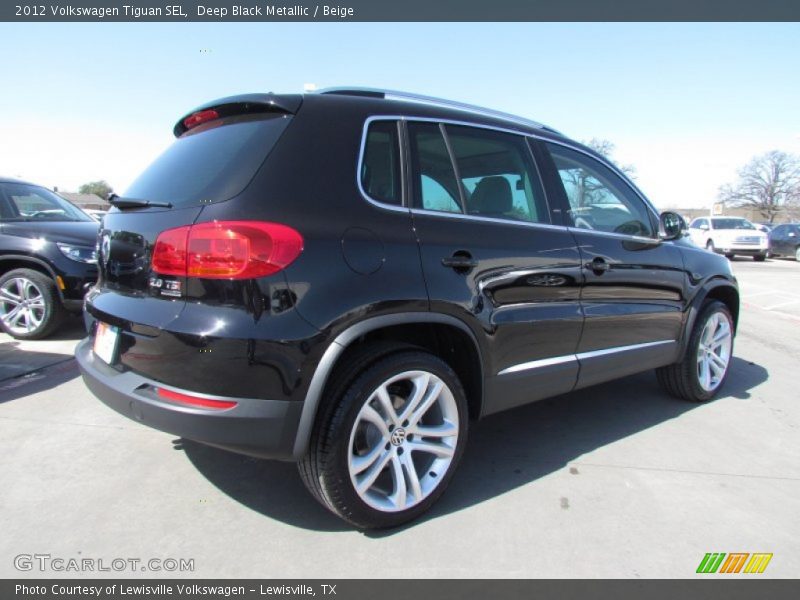 Deep Black Metallic / Beige 2012 Volkswagen Tiguan SEL
