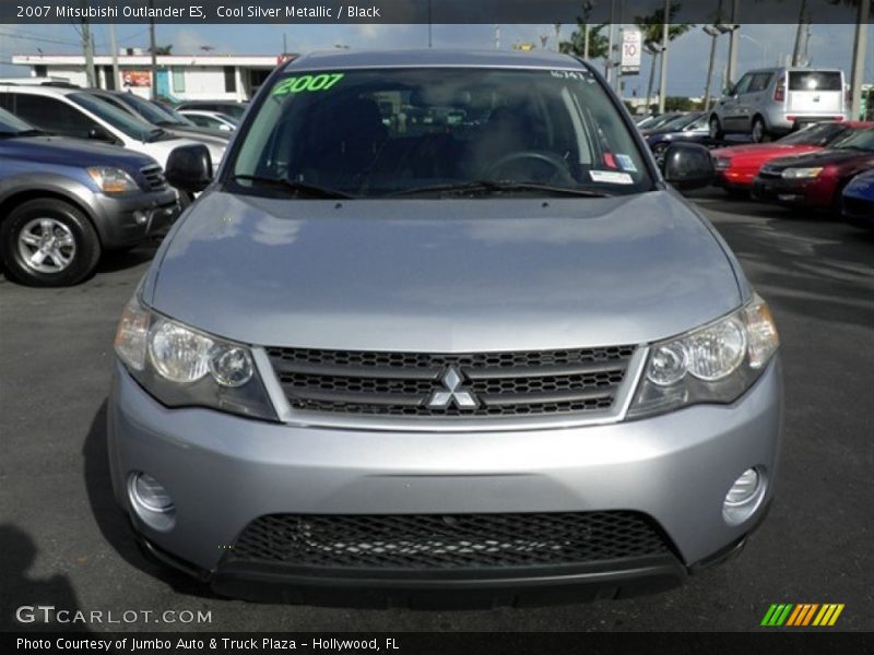 Cool Silver Metallic / Black 2007 Mitsubishi Outlander ES