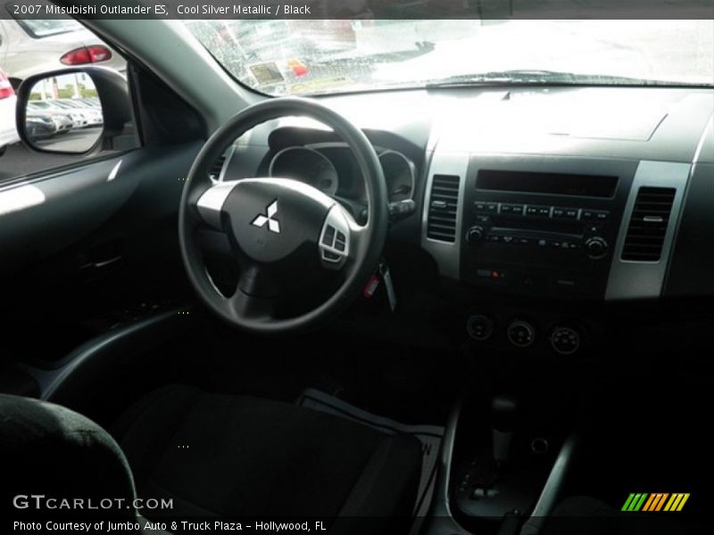 Cool Silver Metallic / Black 2007 Mitsubishi Outlander ES