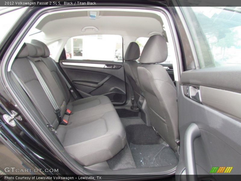 Black / Titan Black 2012 Volkswagen Passat 2.5L S