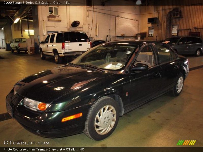 Green / Tan 2000 Saturn S Series SL2 Sedan