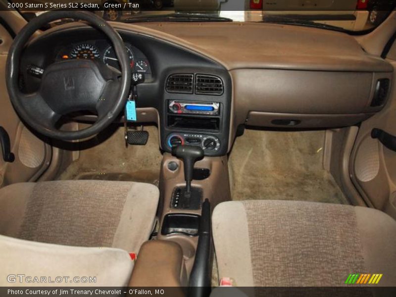 Green / Tan 2000 Saturn S Series SL2 Sedan