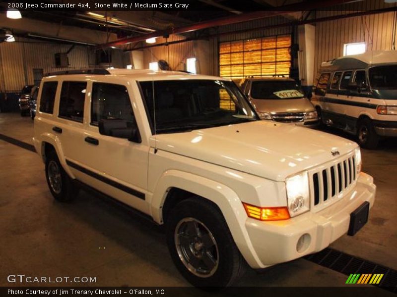 Stone White / Medium Slate Gray 2006 Jeep Commander 4x4