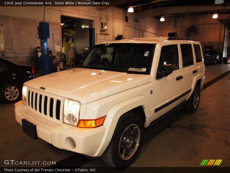 Stone White / Medium Slate Gray 2006 Jeep Commander 4x4