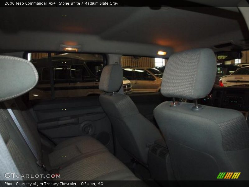 Stone White / Medium Slate Gray 2006 Jeep Commander 4x4