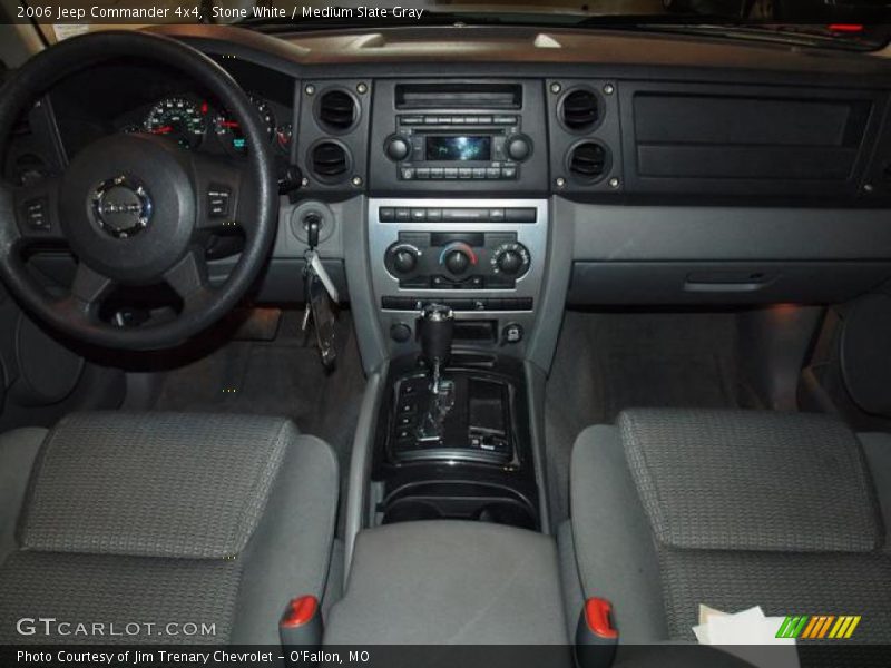 Stone White / Medium Slate Gray 2006 Jeep Commander 4x4