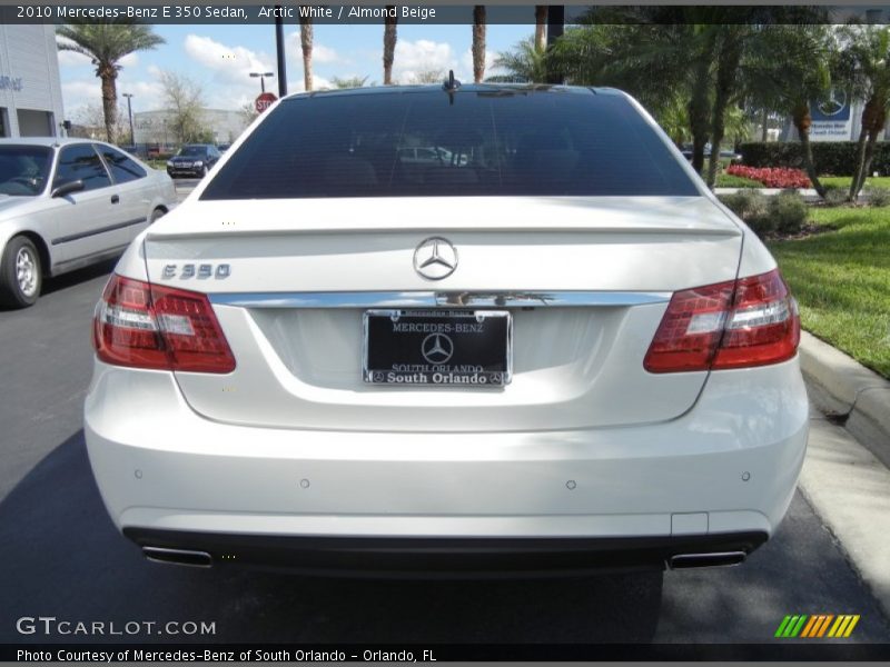 Arctic White / Almond Beige 2010 Mercedes-Benz E 350 Sedan