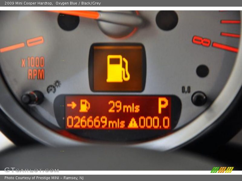 Oxygen Blue / Black/Grey 2009 Mini Cooper Hardtop