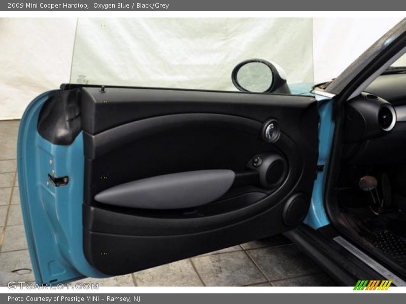 Oxygen Blue / Black/Grey 2009 Mini Cooper Hardtop