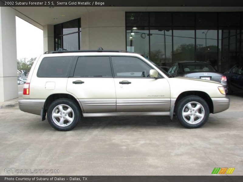 Sierra Gold Metallic / Beige 2002 Subaru Forester 2.5 S