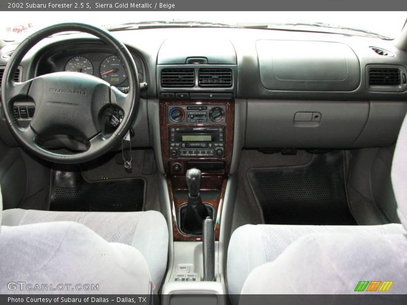 Sierra Gold Metallic / Beige 2002 Subaru Forester 2.5 S