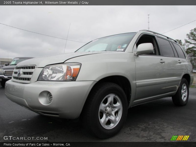 Millenium Silver Metallic / Gray 2005 Toyota Highlander I4