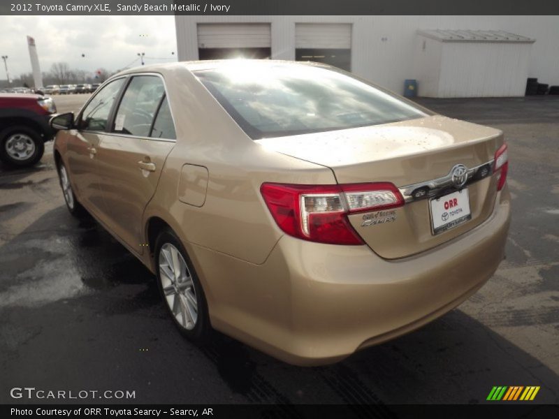 Sandy Beach Metallic / Ivory 2012 Toyota Camry XLE