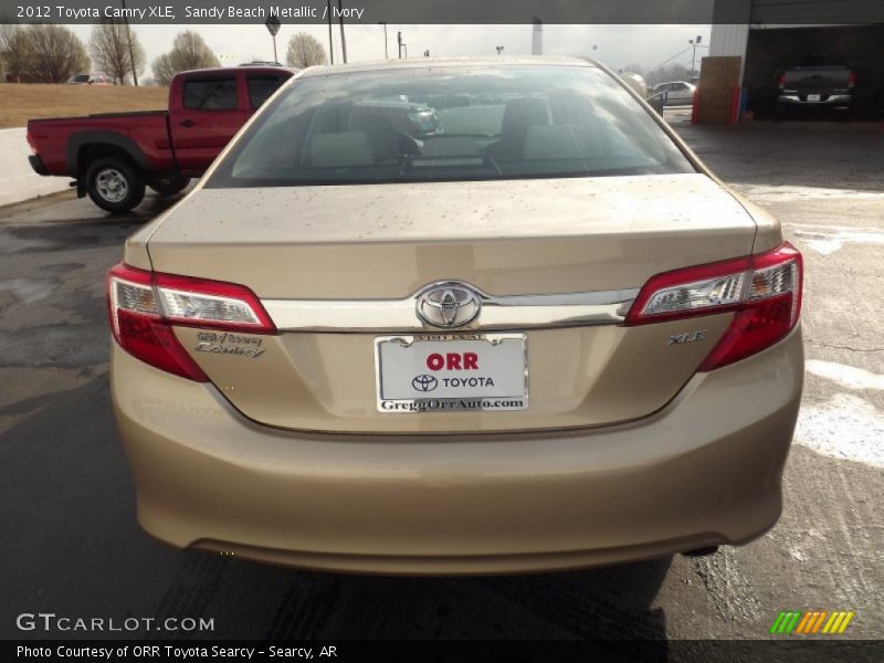 Sandy Beach Metallic / Ivory 2012 Toyota Camry XLE