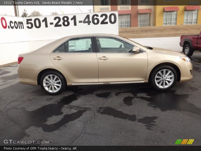 Sandy Beach Metallic / Ivory 2012 Toyota Camry XLE