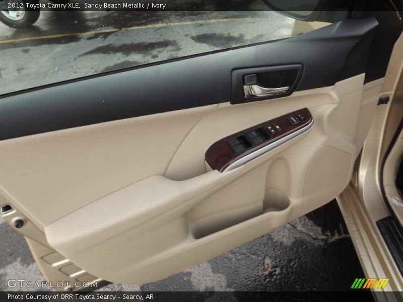 Sandy Beach Metallic / Ivory 2012 Toyota Camry XLE