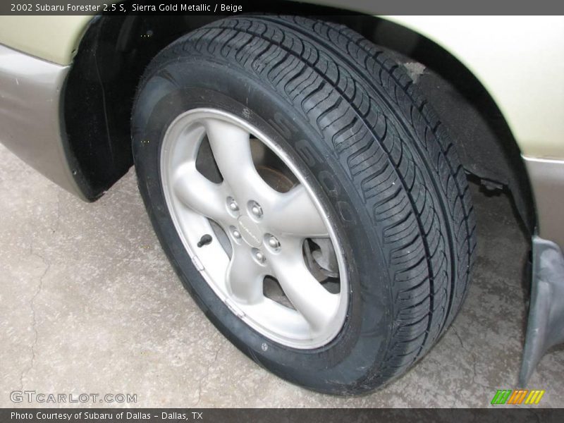 Sierra Gold Metallic / Beige 2002 Subaru Forester 2.5 S