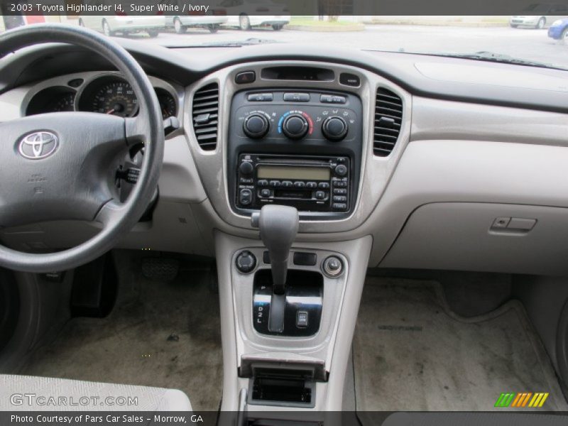 Dashboard of 2003 Highlander I4