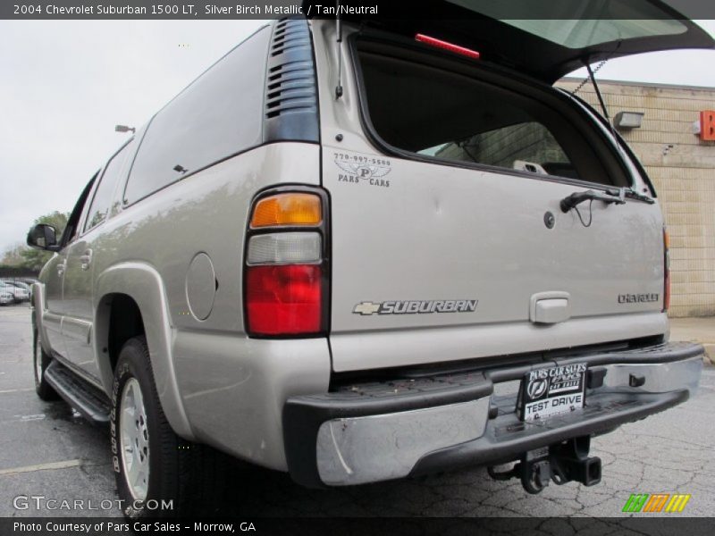 Silver Birch Metallic / Tan/Neutral 2004 Chevrolet Suburban 1500 LT