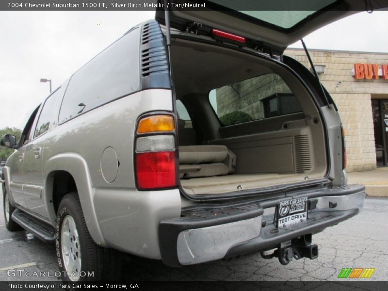Silver Birch Metallic / Tan/Neutral 2004 Chevrolet Suburban 1500 LT