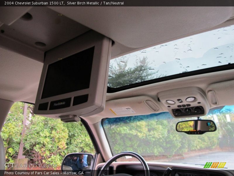 Silver Birch Metallic / Tan/Neutral 2004 Chevrolet Suburban 1500 LT