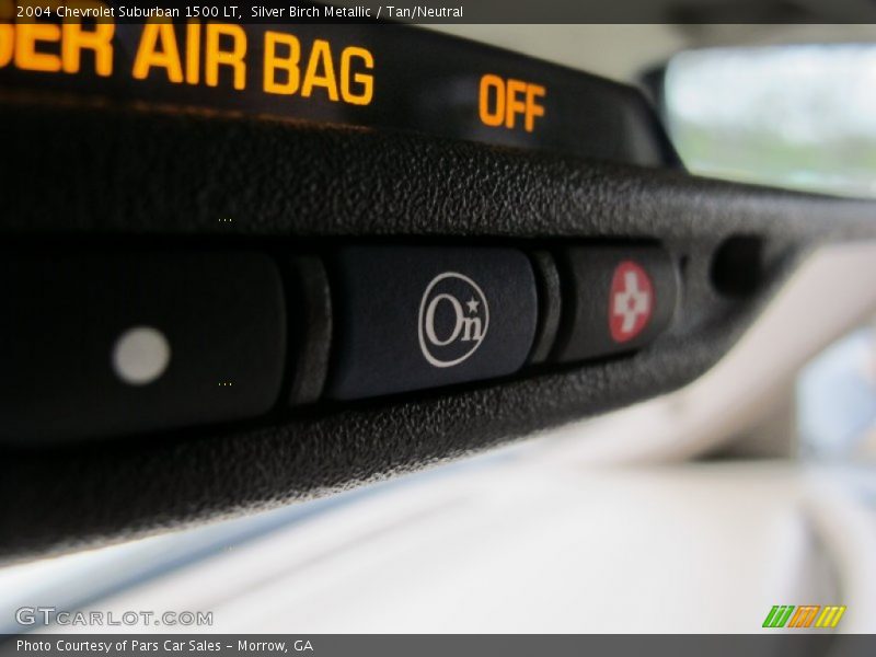 Silver Birch Metallic / Tan/Neutral 2004 Chevrolet Suburban 1500 LT